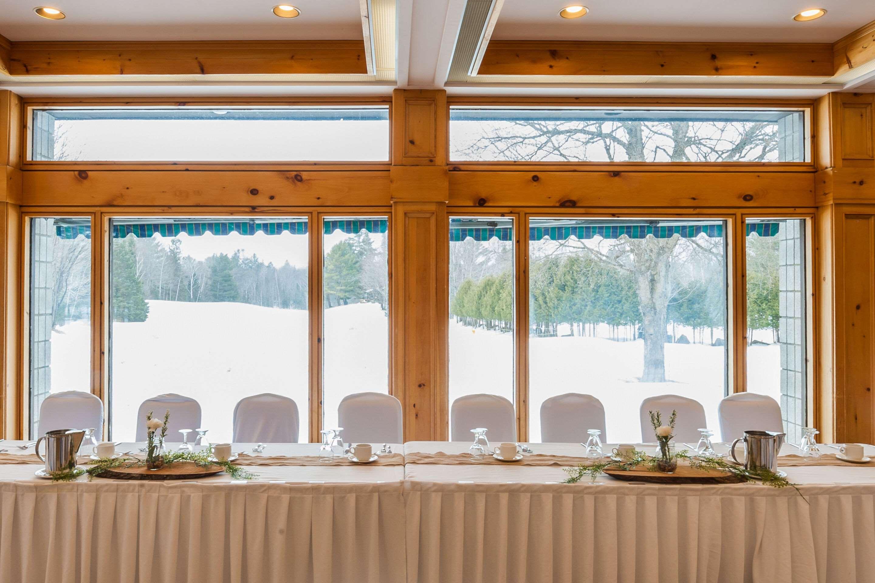 Pinestone Resort, Conference Centre, Spa & Golf Course Haliburton Exterior photo