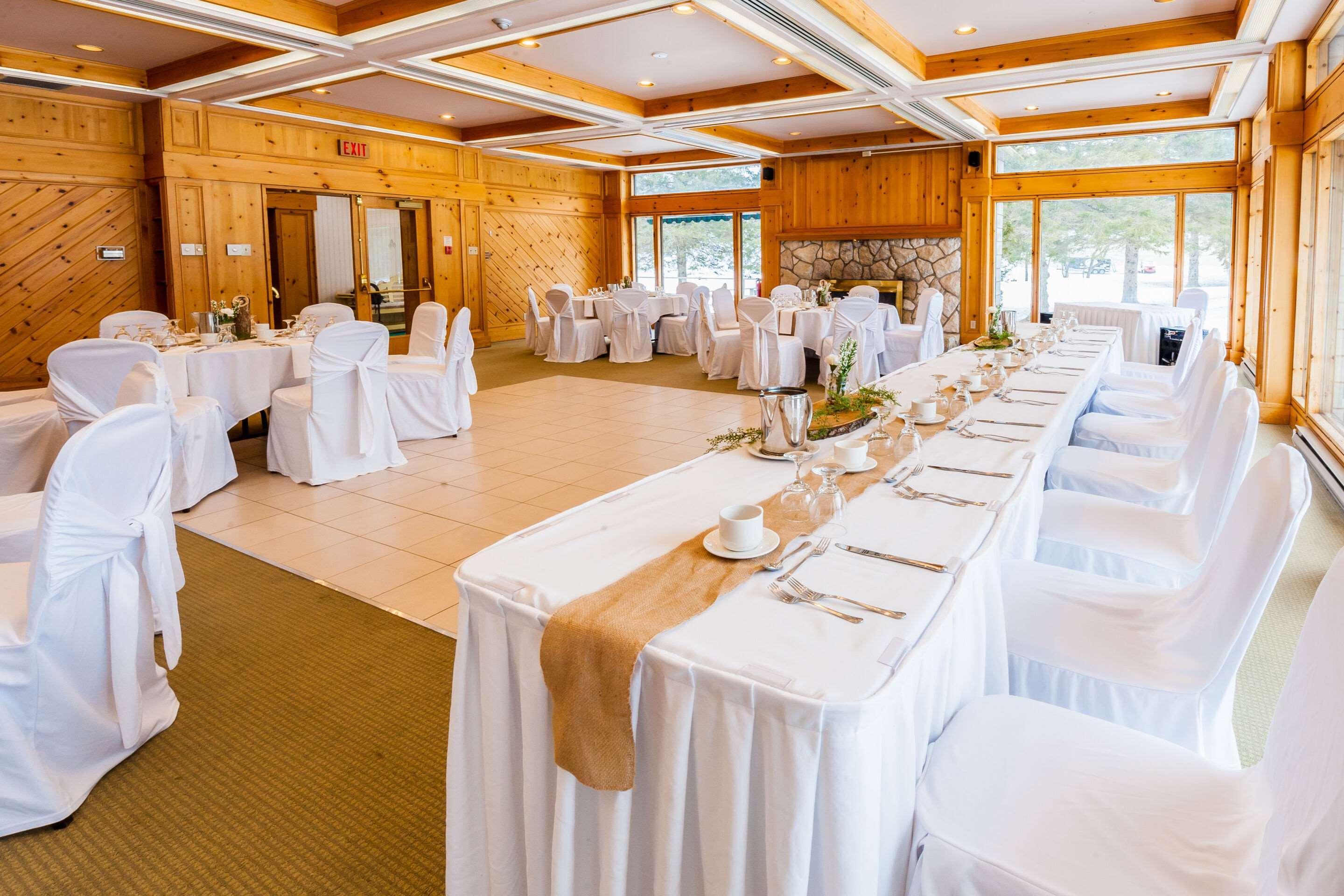 Pinestone Resort, Conference Centre, Spa & Golf Course Haliburton Exterior photo