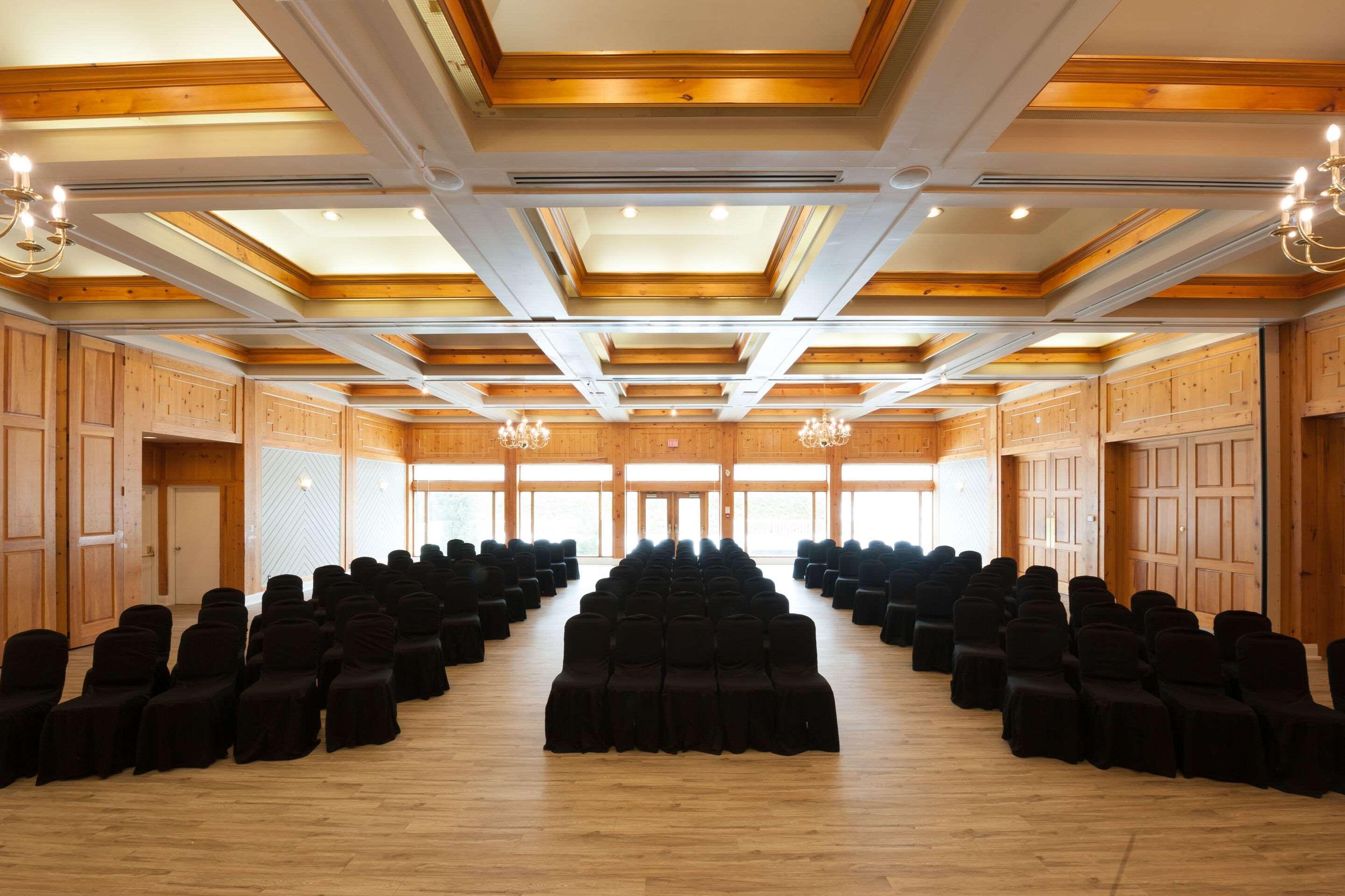 Pinestone Resort, Conference Centre, Spa & Golf Course Haliburton Exterior photo