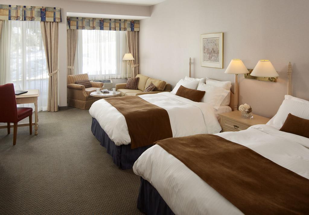 Pinestone Resort, Conference Centre, Spa & Golf Course Haliburton Room photo