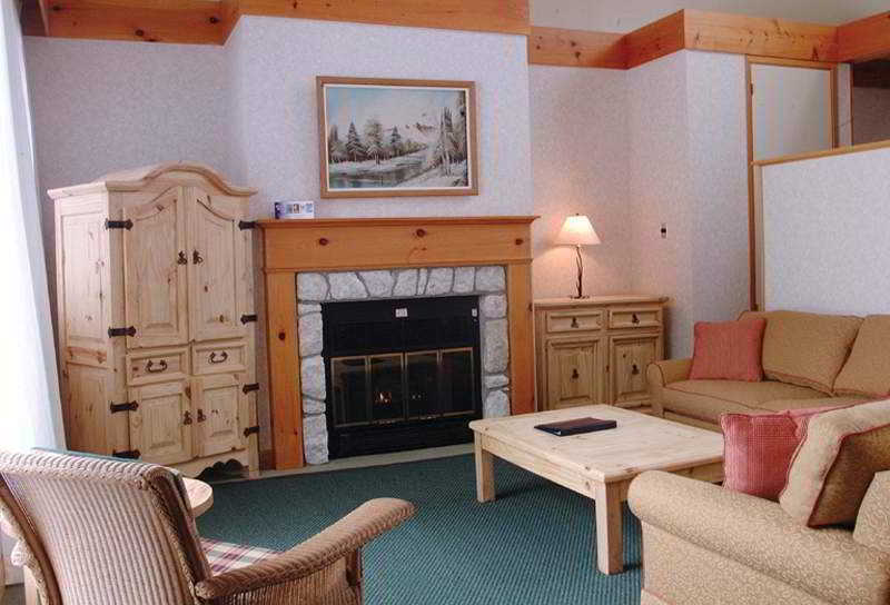 Pinestone Resort, Conference Centre, Spa & Golf Course Haliburton Room photo